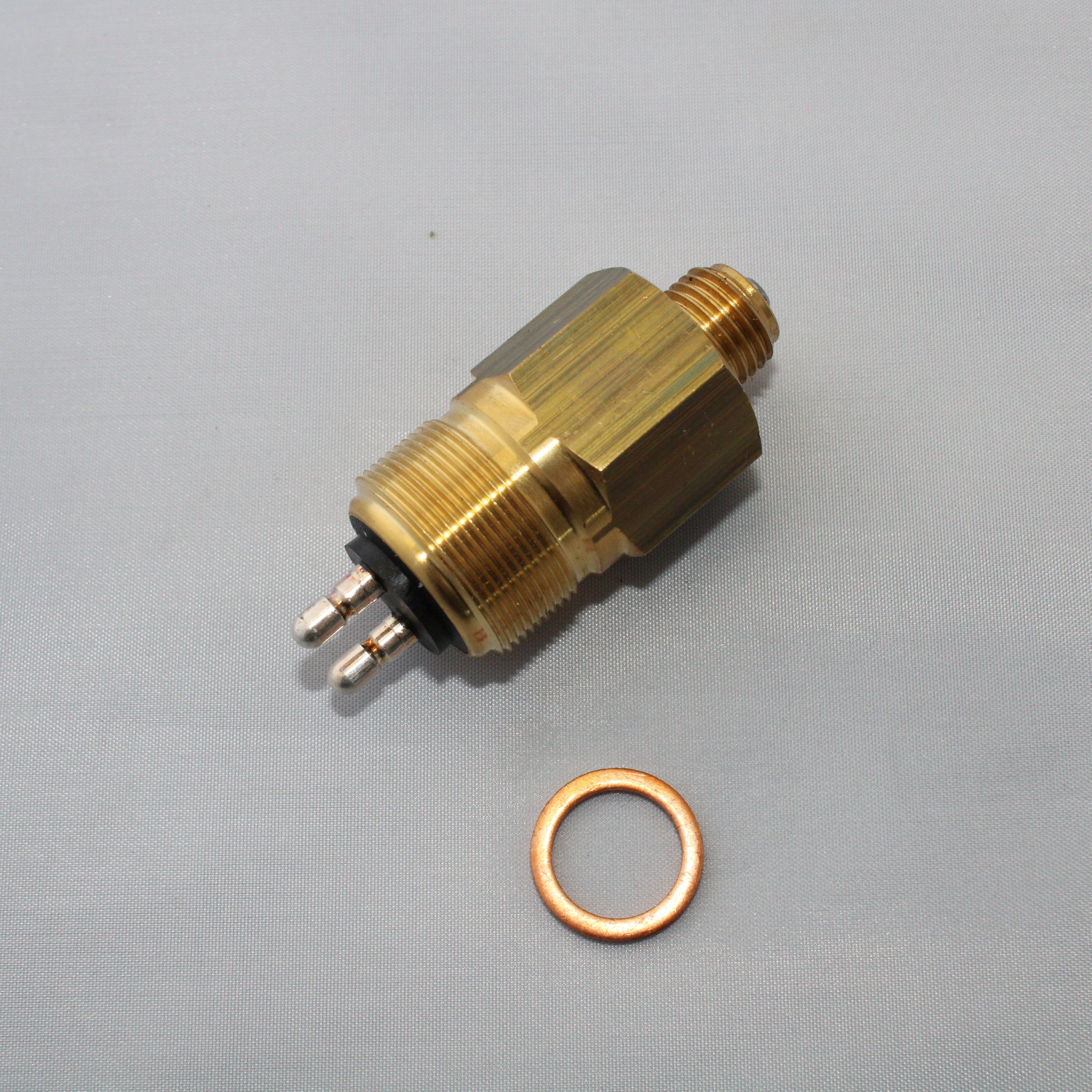Twin 2 pressostat m. rund stik - 125 bar